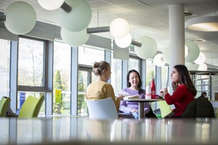 Students in the Veterinary Teaching Building's cafeteria